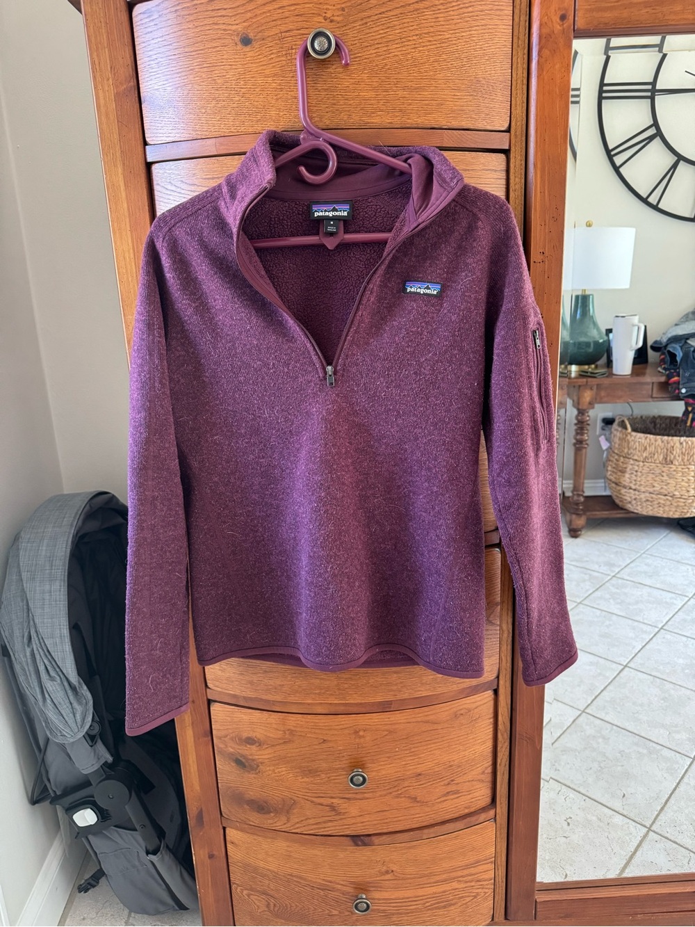 Patagonia fleece pullover in plum burgundy